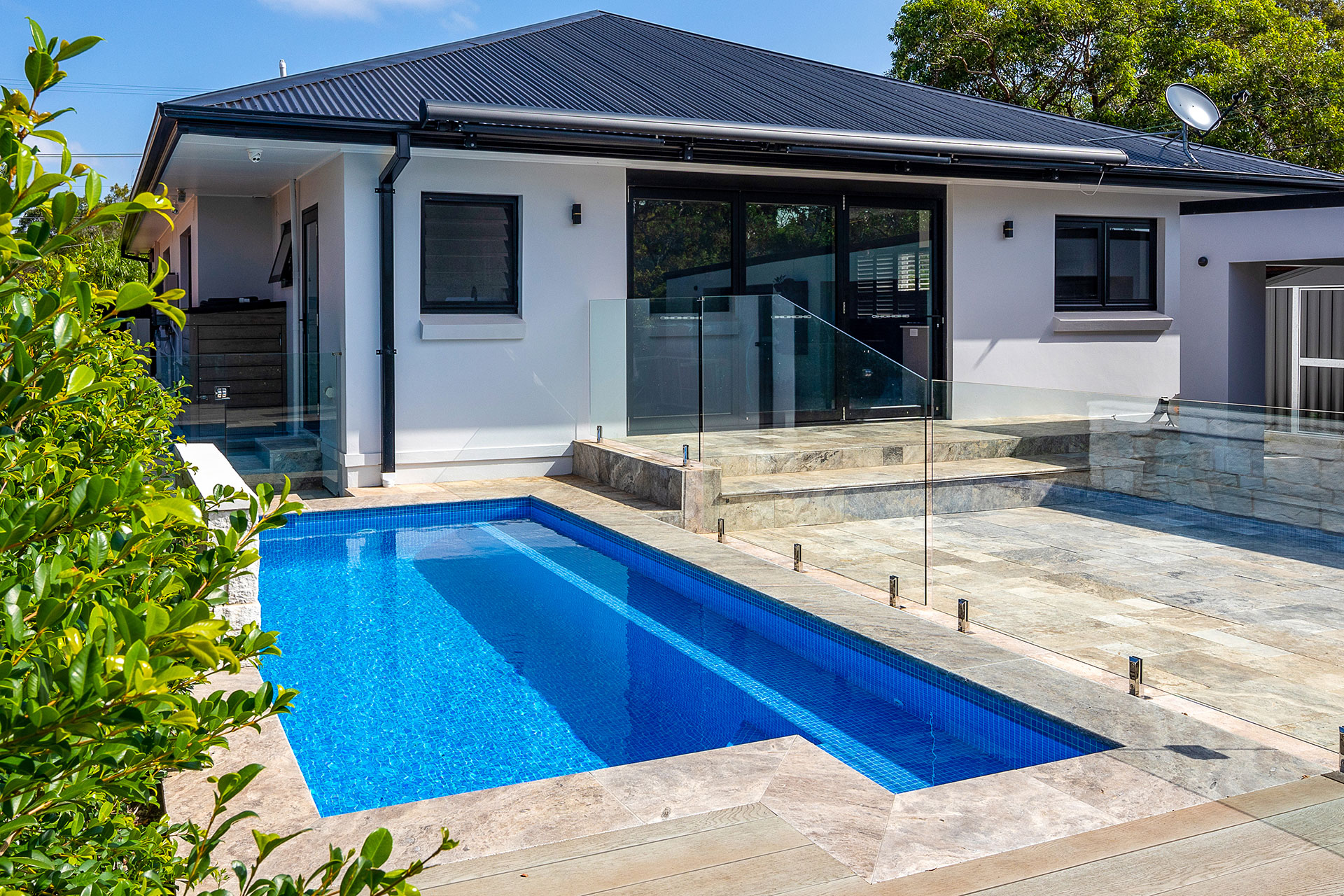 Family Plunge Pool Forestville